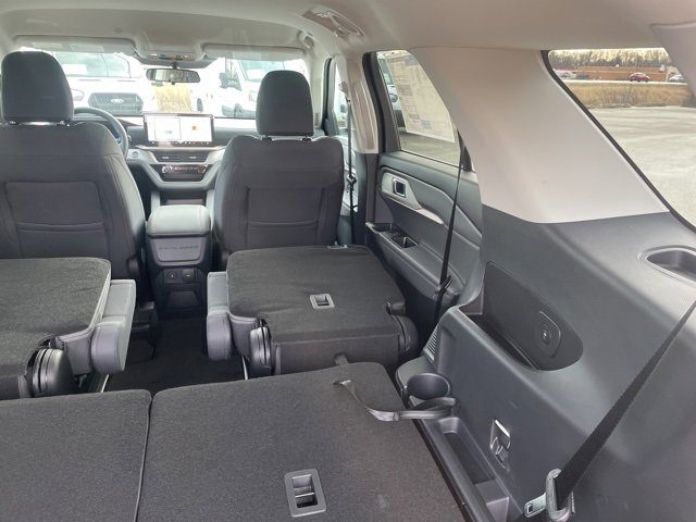 New 2026 Ford Explorer Active image 64