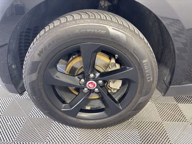 Used 2019 Jaguar F-PACE Premium AWD/4WD image 25