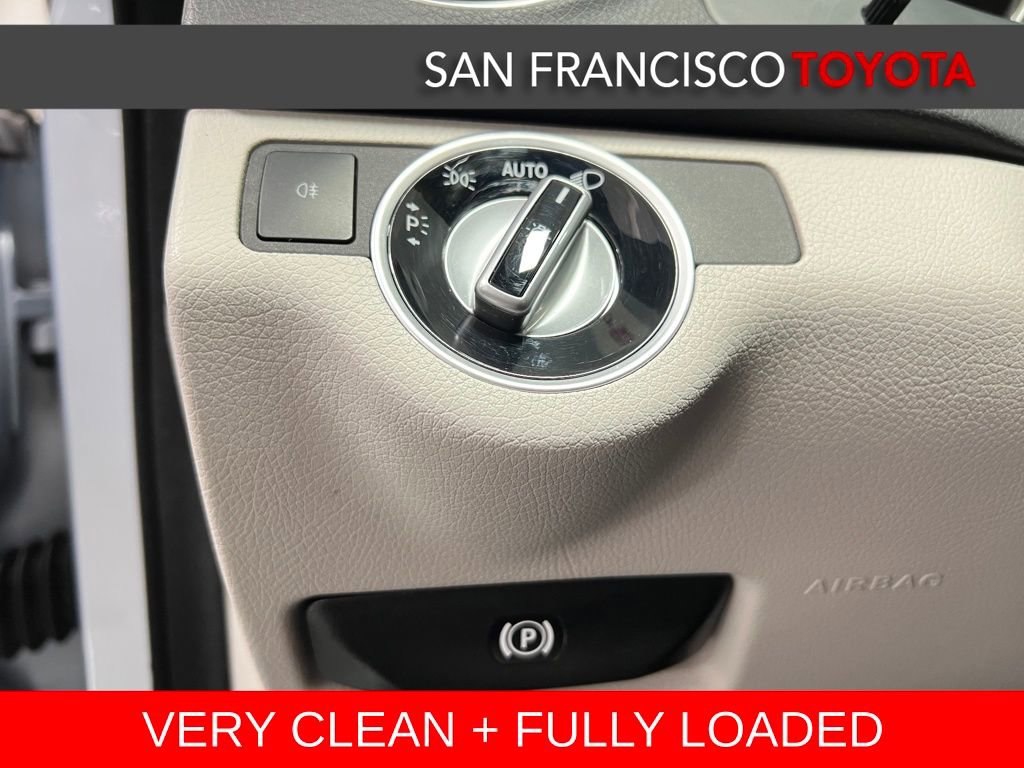 Used 2013 Mercedes-Benz C 250 Sedan image 35