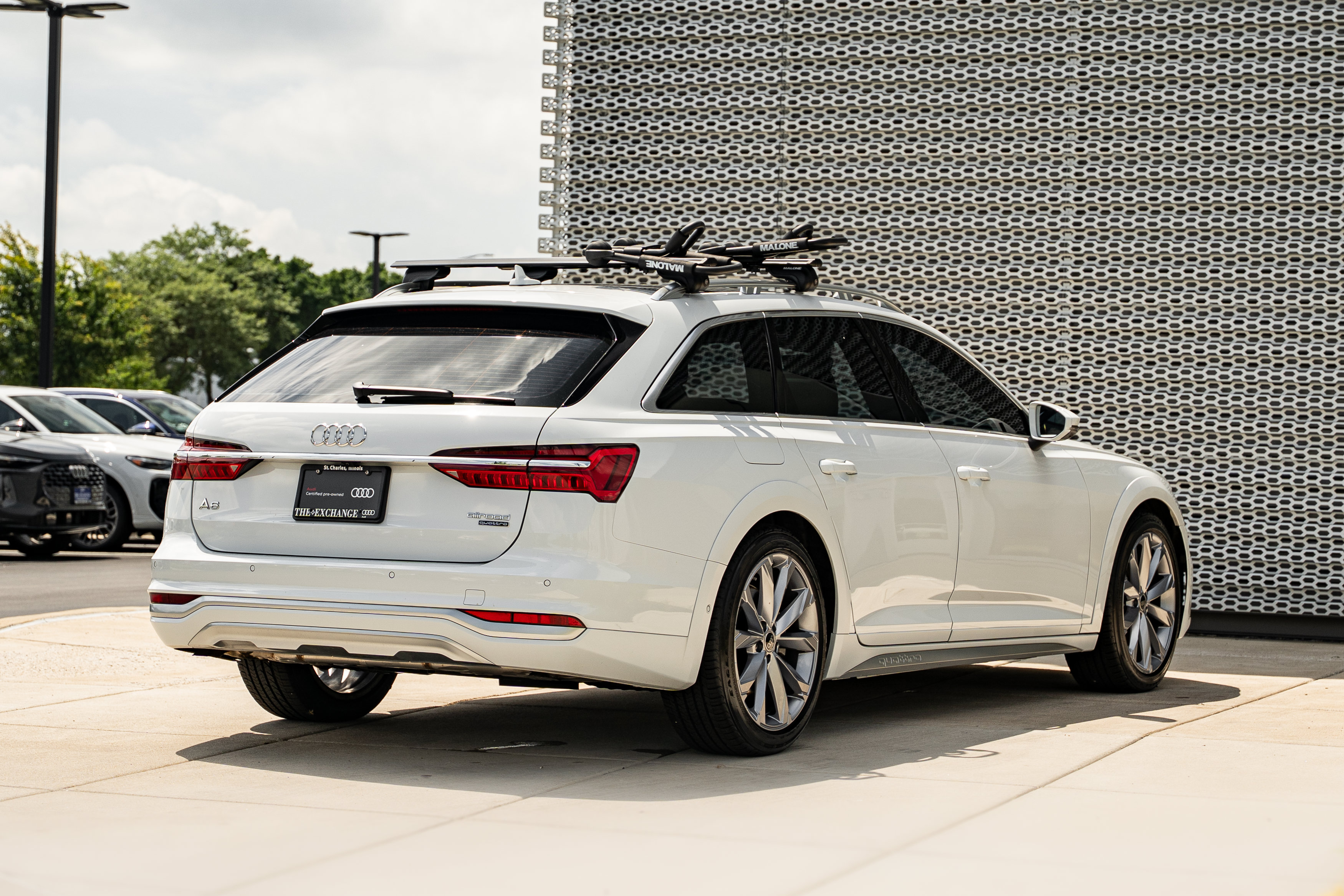 Certified 2025 Audi A6 3.0T allroad Prestige AWD/4WD image 4