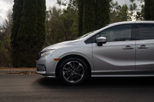 Used 2023 Honda Odyssey Elite image 6