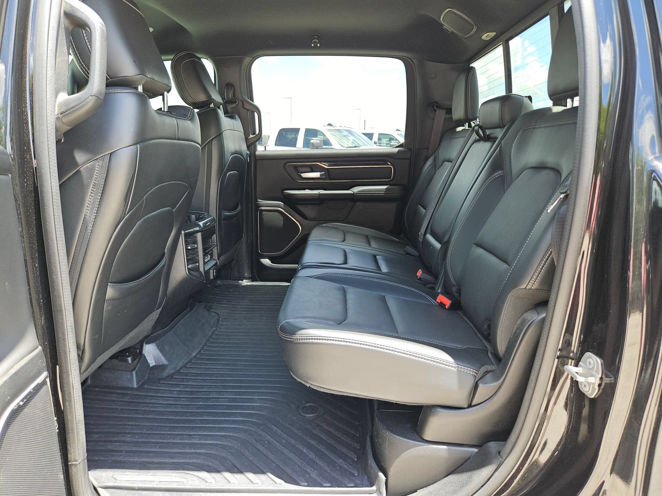 Used 2020 RAM 1500 Rebel w/ Rebel Level 2 Equipment Group AWD/4WD image 14