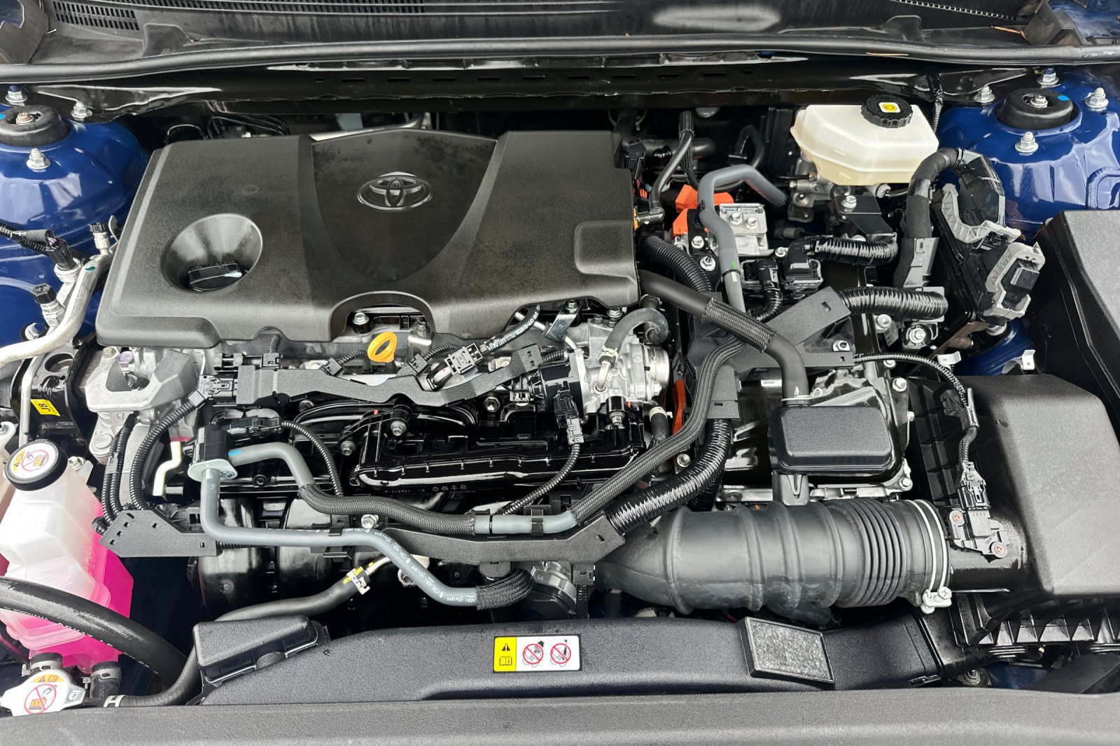 Certified 2025 Toyota Camry SE FWD image 34
