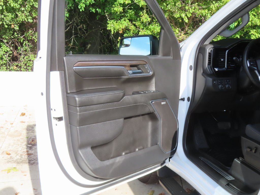 Used 2024 Chevrolet Silverado 1500 RST w/ Convenience Package II image 30