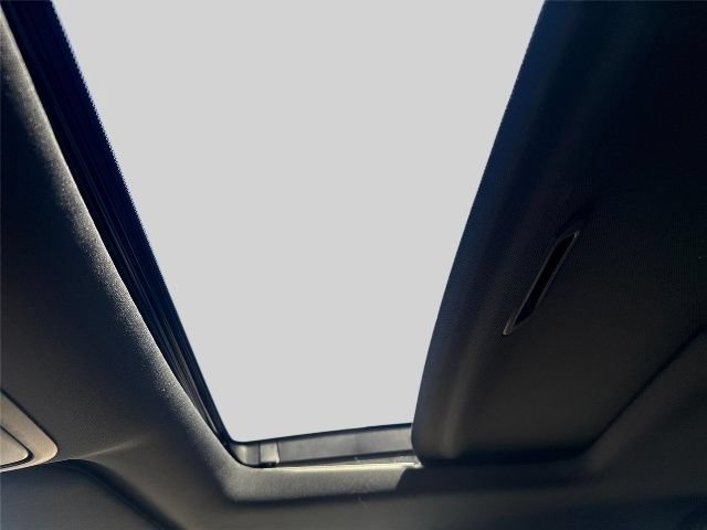 Used 2024 Honda Odyssey Sport image 13