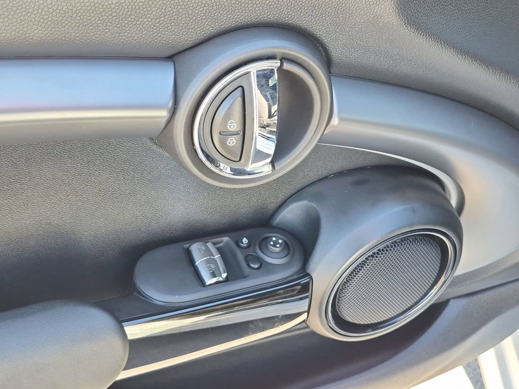 Used 2024 MINI Cooper John Cooper Works FWD image 31