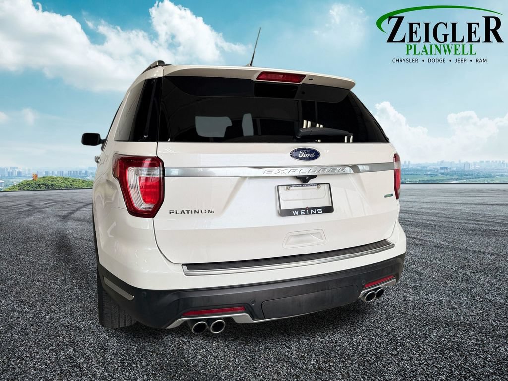 Used 2019 Ford Explorer Platinum AWD/4WD image 4
