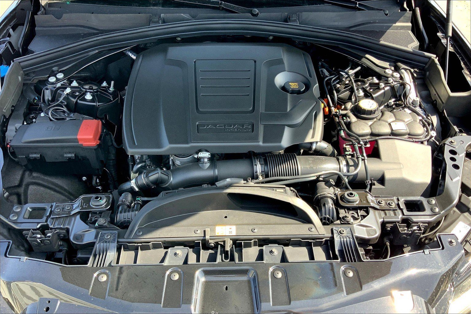 New 2026 Jaguar F-PACE R-Dynamic S image 8