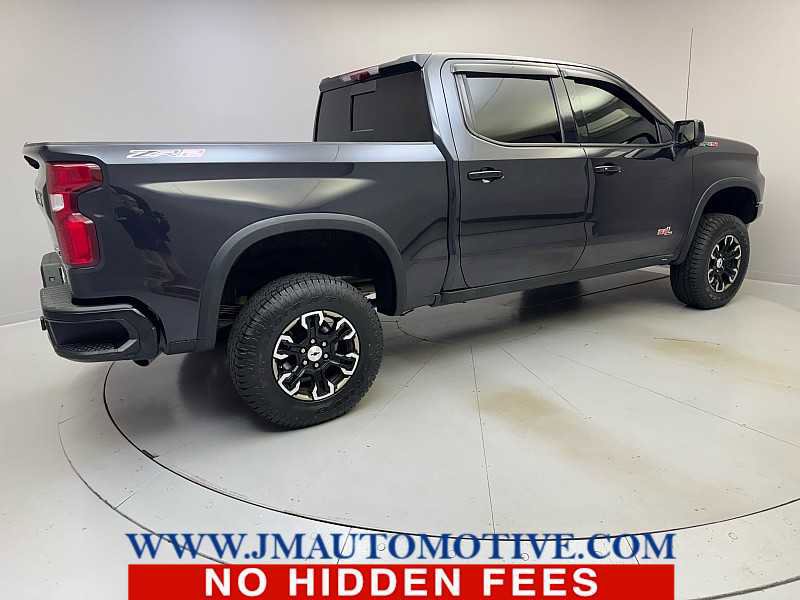 Used 2022 Chevrolet Silverado 1500 ZR2 image 5