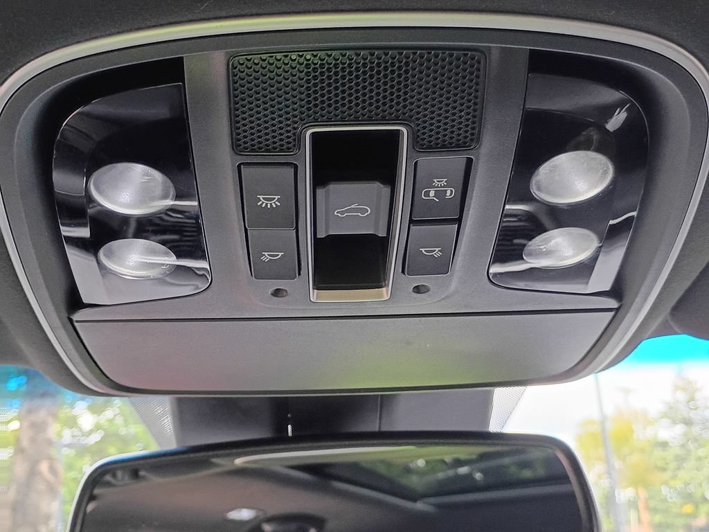 Used 2019 Kia Sorento SX AWD/4WD image 18
