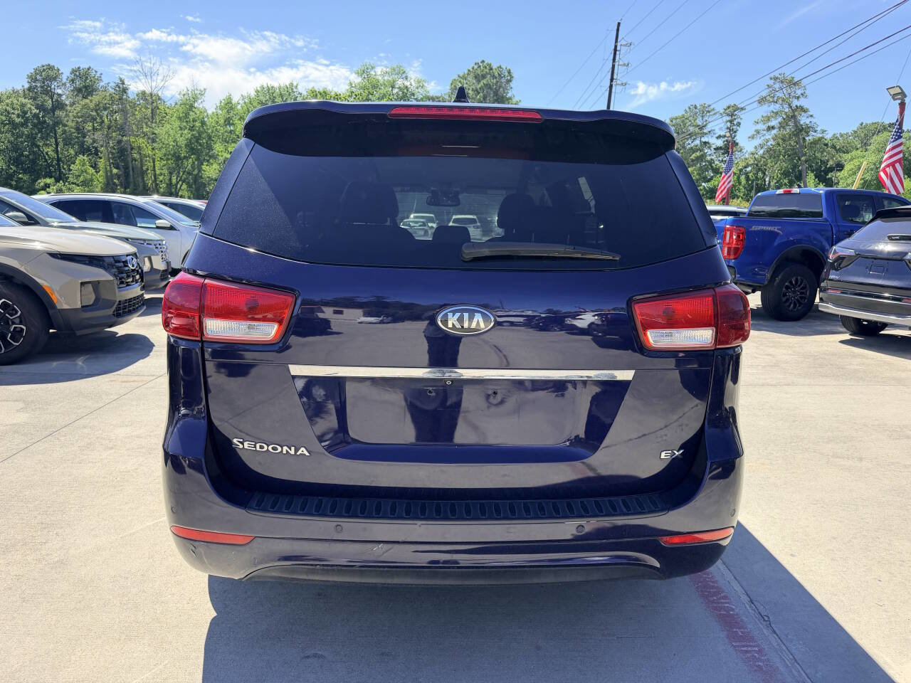 Used 2018 Kia Sedona EX image 7