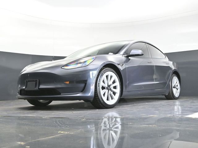 Used 2023 Tesla Model 3 Standard Range RWD image 30