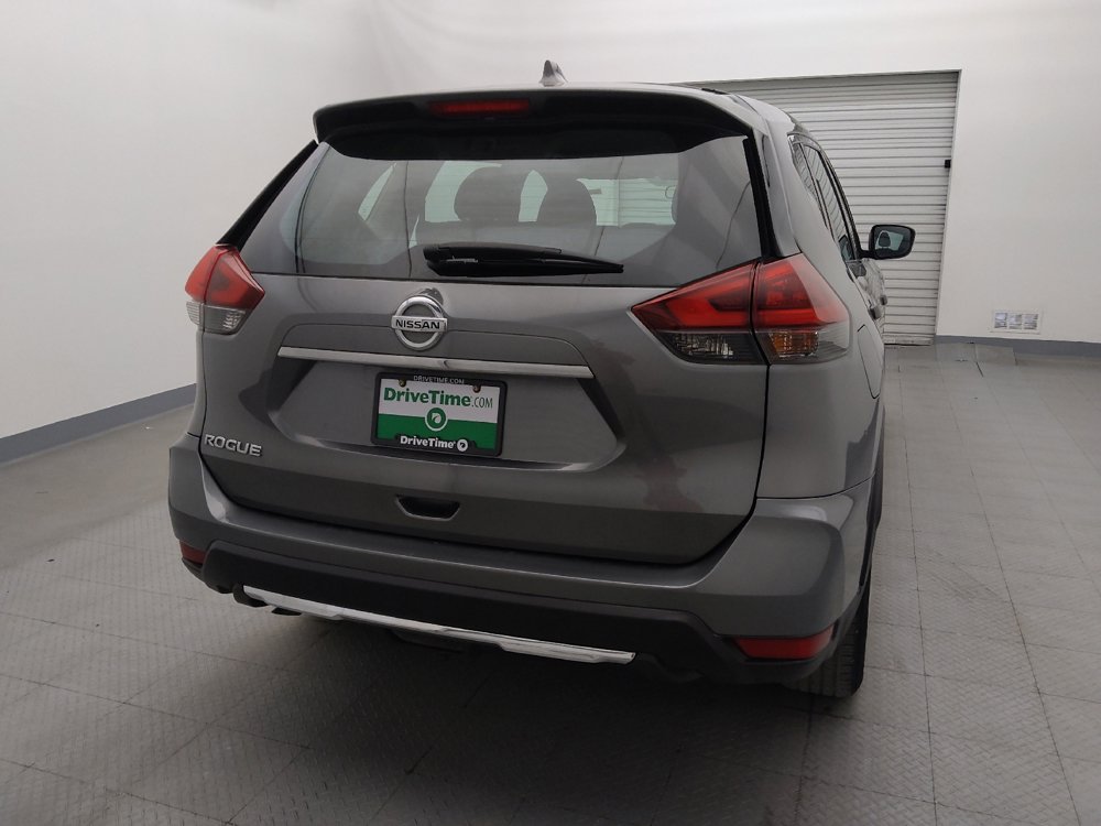 Used 2018 Nissan Rogue S image 7