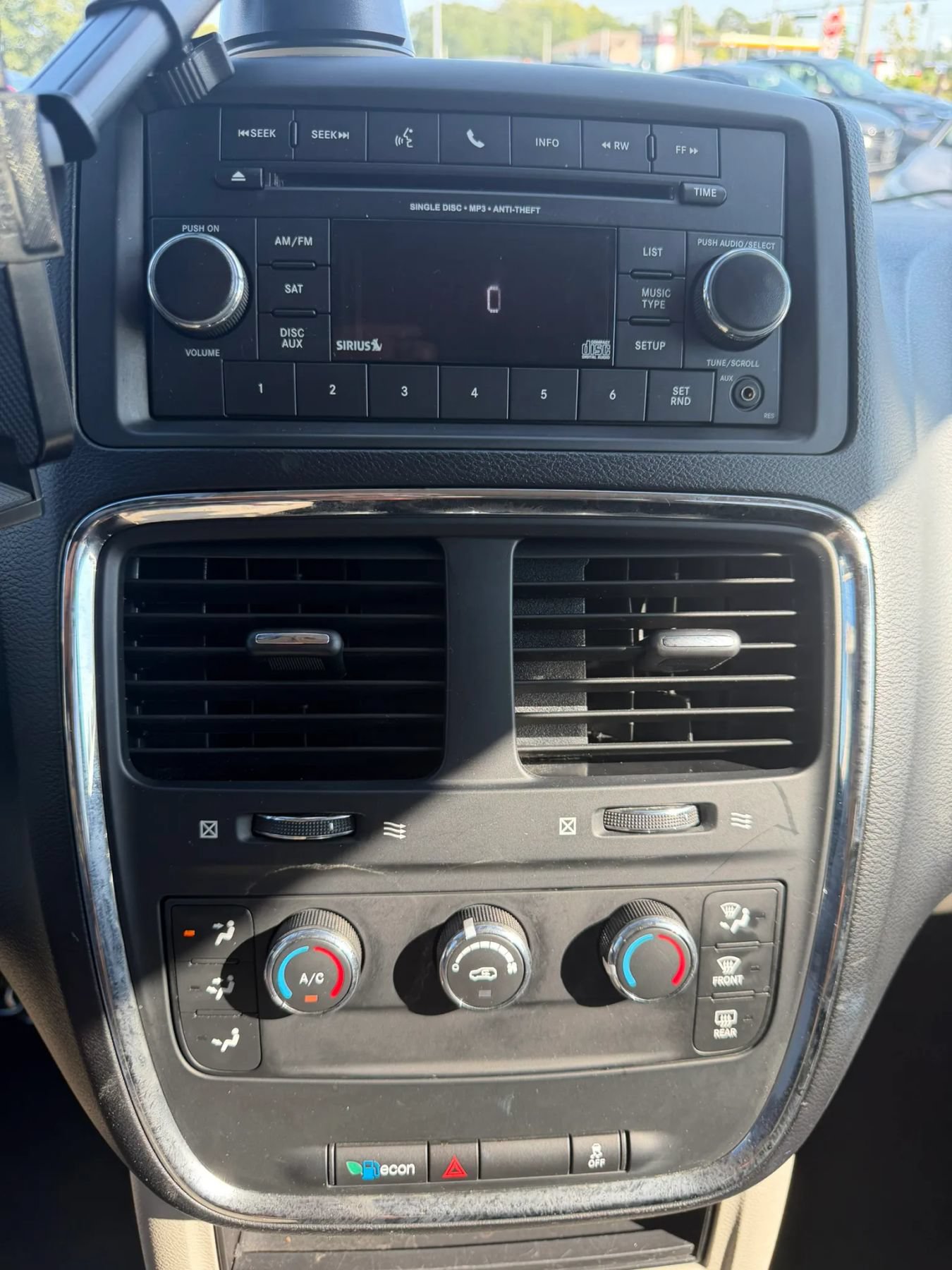 Used 2014 Dodge Grand Caravan SE w/ Quick Order Package 29E SE FWD image 38