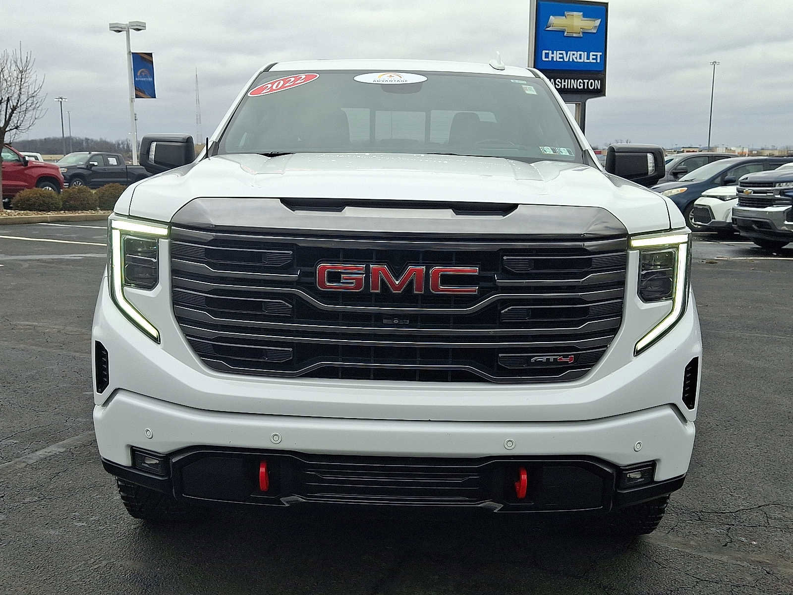 Used 2022 GMC Sierra 1500 AT4 w/ AT4 Premium Package image 2