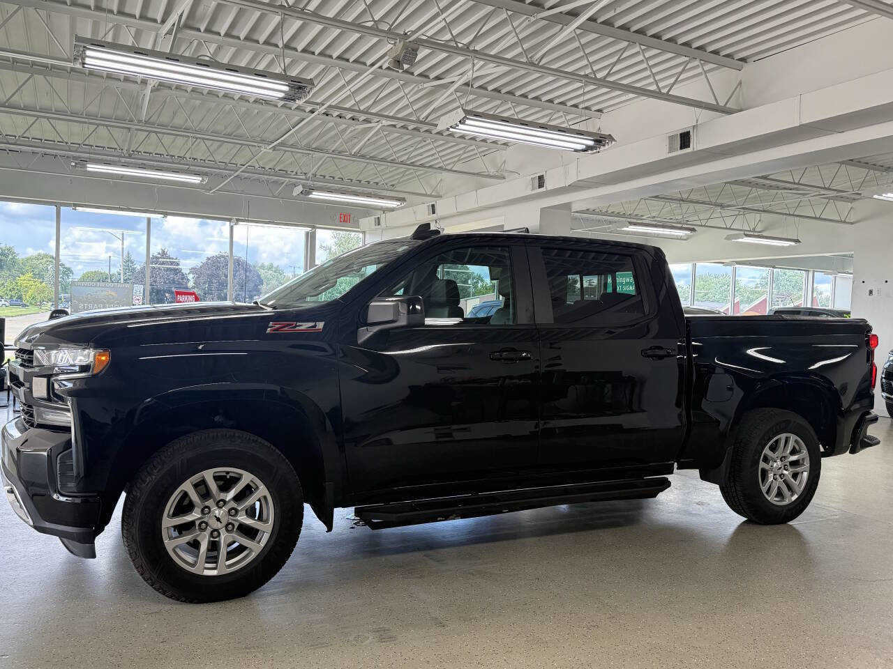 Used 2020 Chevrolet Silverado 1500 RST w/ All-Star Edition image 3