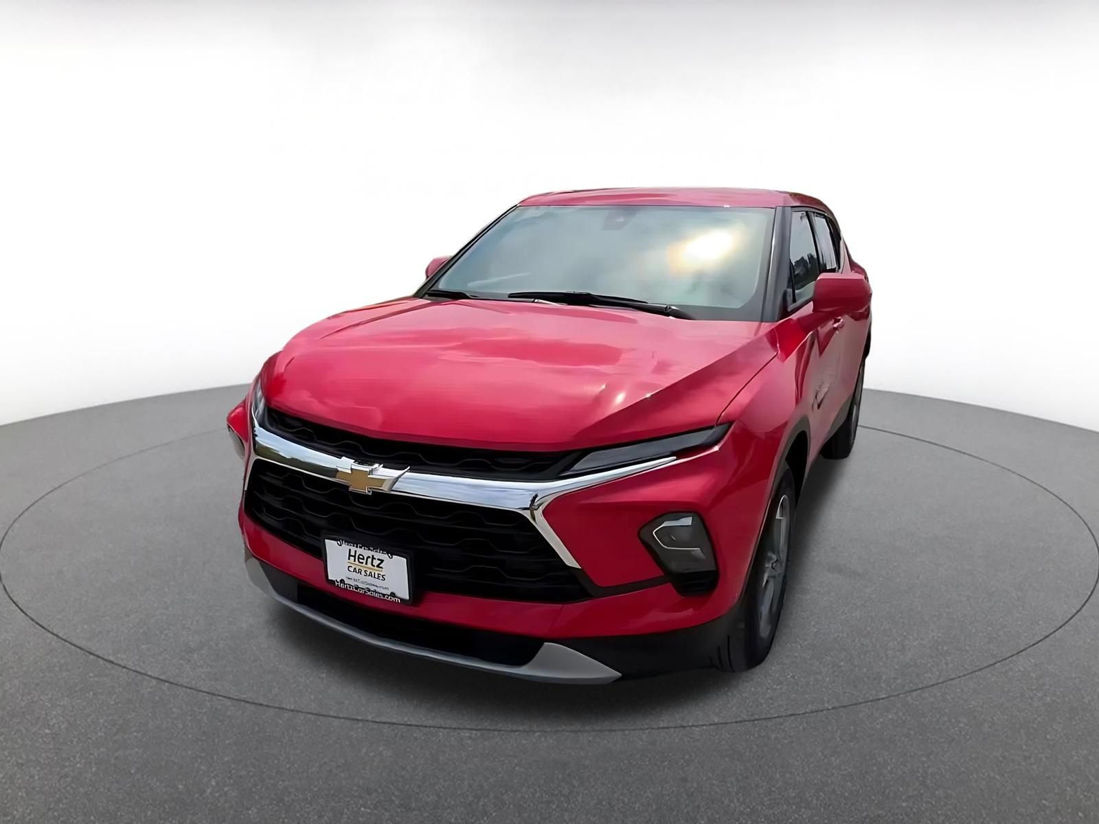 Used 2025 Chevrolet Blazer LT FWD image 6