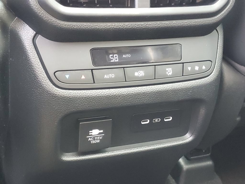 Certified 2025 Honda Pilot TrailSport image 16