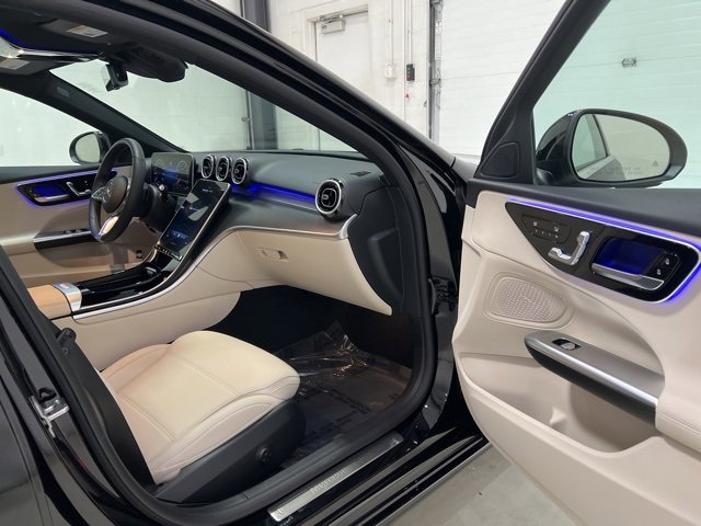Used 2025 Mercedes-Benz C 300 4MATIC Sedan image 57