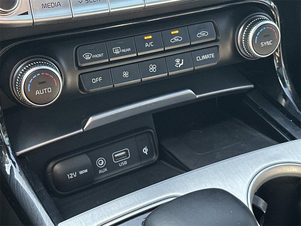 Used 2021 Kia Stinger GT2 image 34