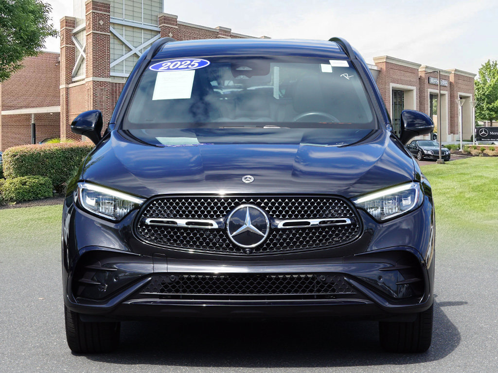 Certified 2025 Mercedes-Benz GLC 300 image 2