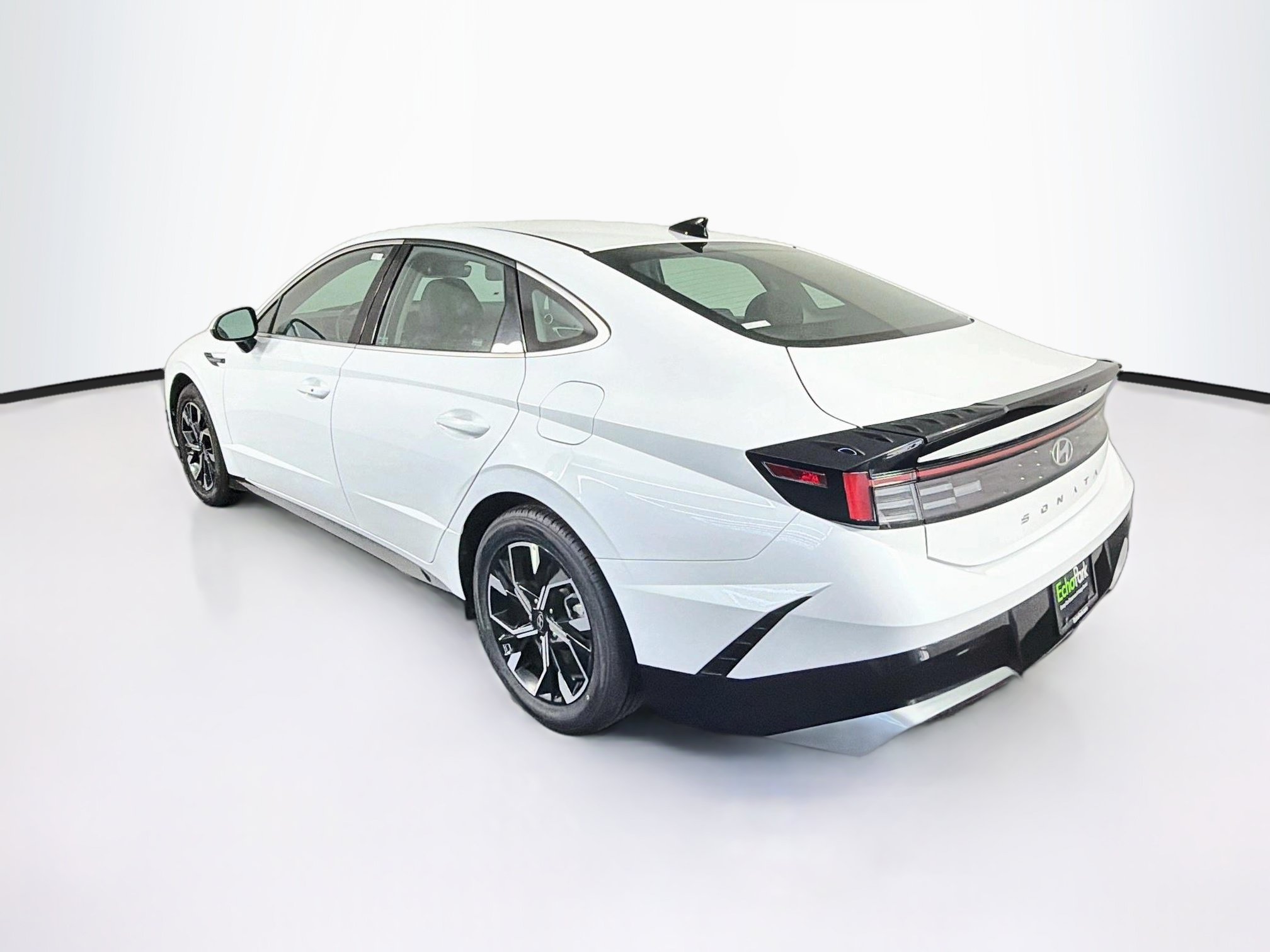 Used 2025 Hyundai Sonata SEL FWD image 5