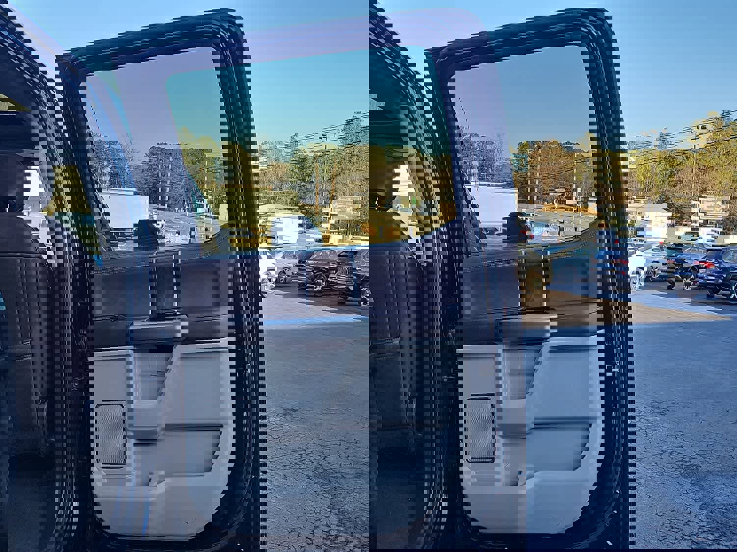 Used 2019 Ford F350 Limited w/ Snow Plow Prep Package image 28