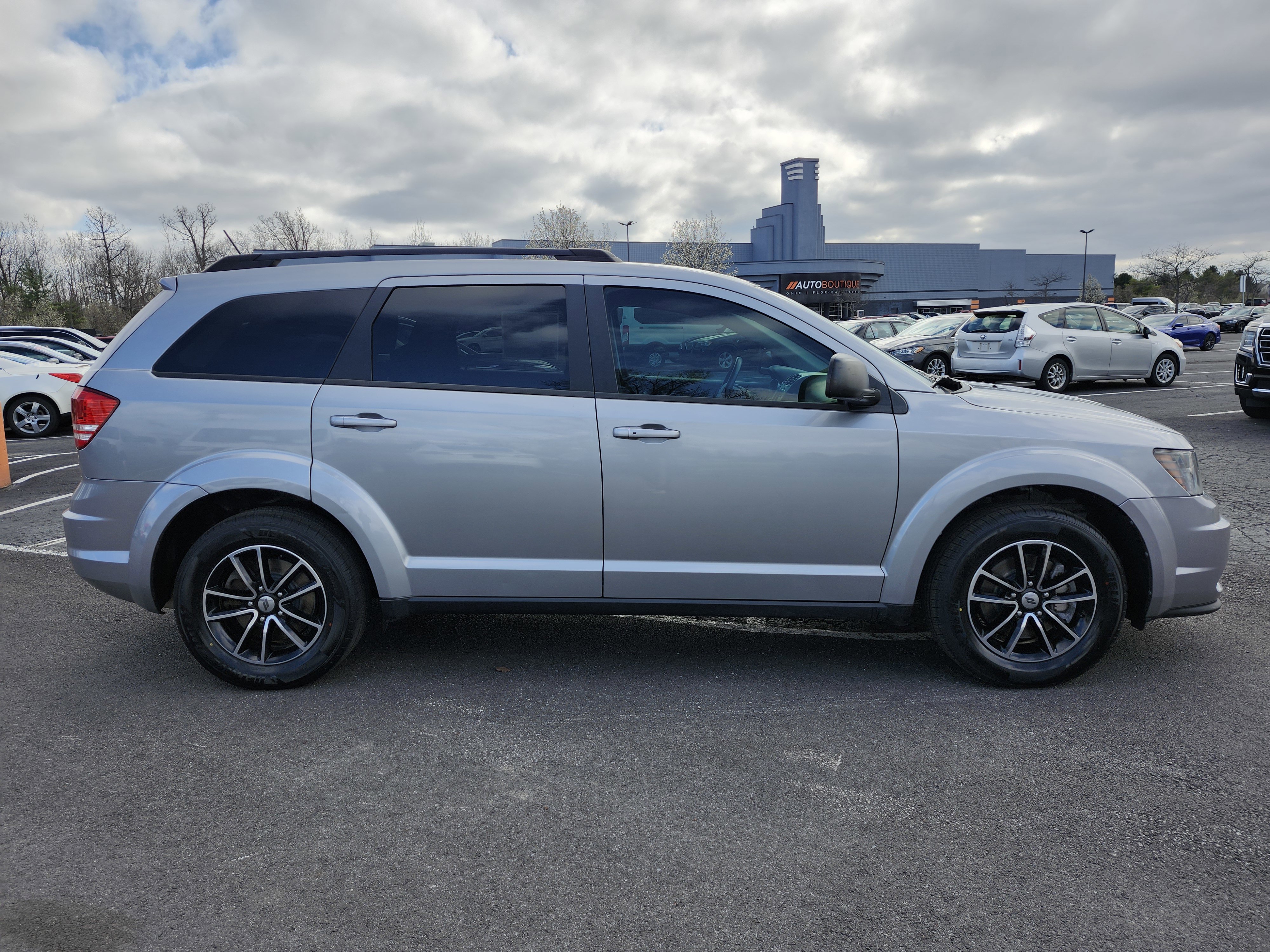Used 2018 Dodge Journey SE w/ Popular Equipment Group image 17