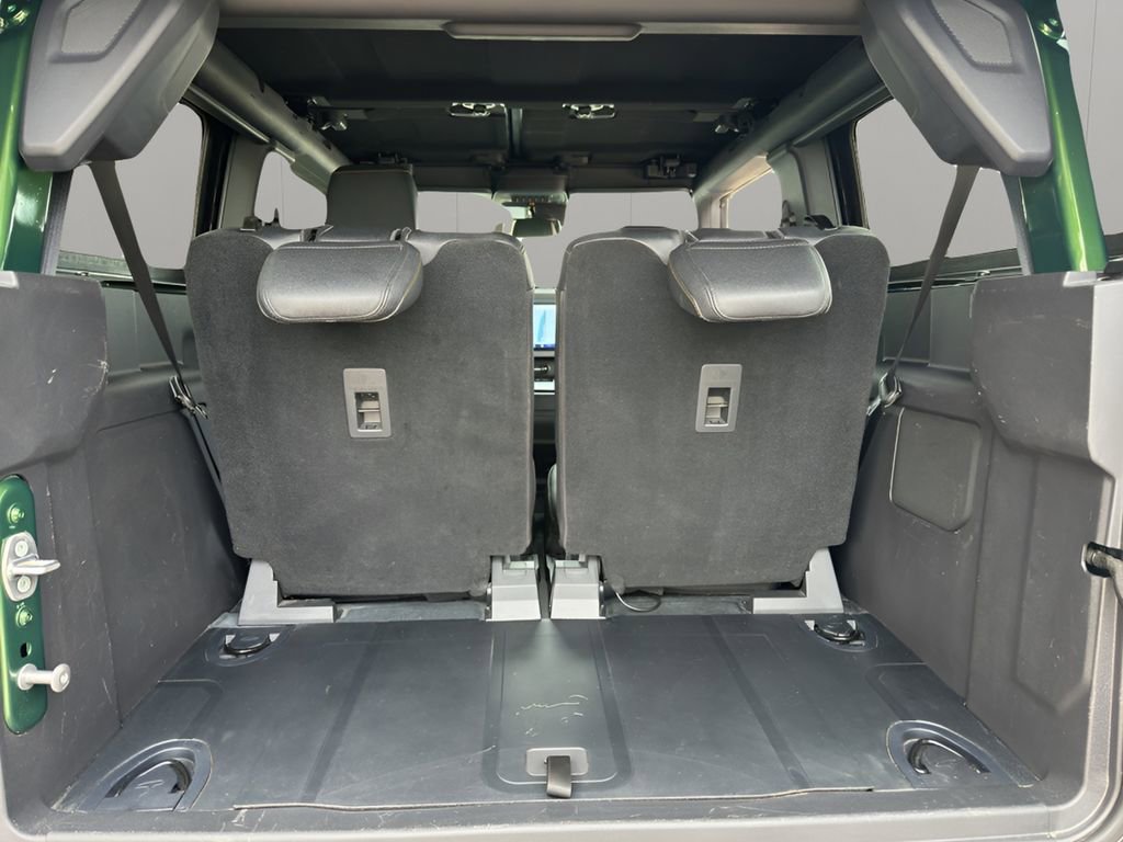 Used 2023 Ford Bronco Badlands image 32