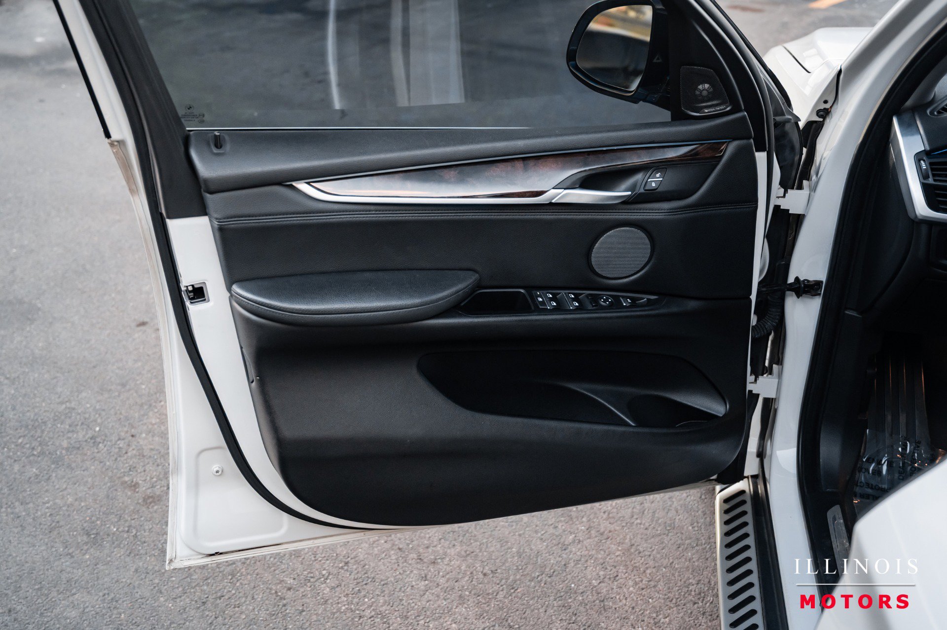 Used 2015 BMW X5 xDrive35d image 16