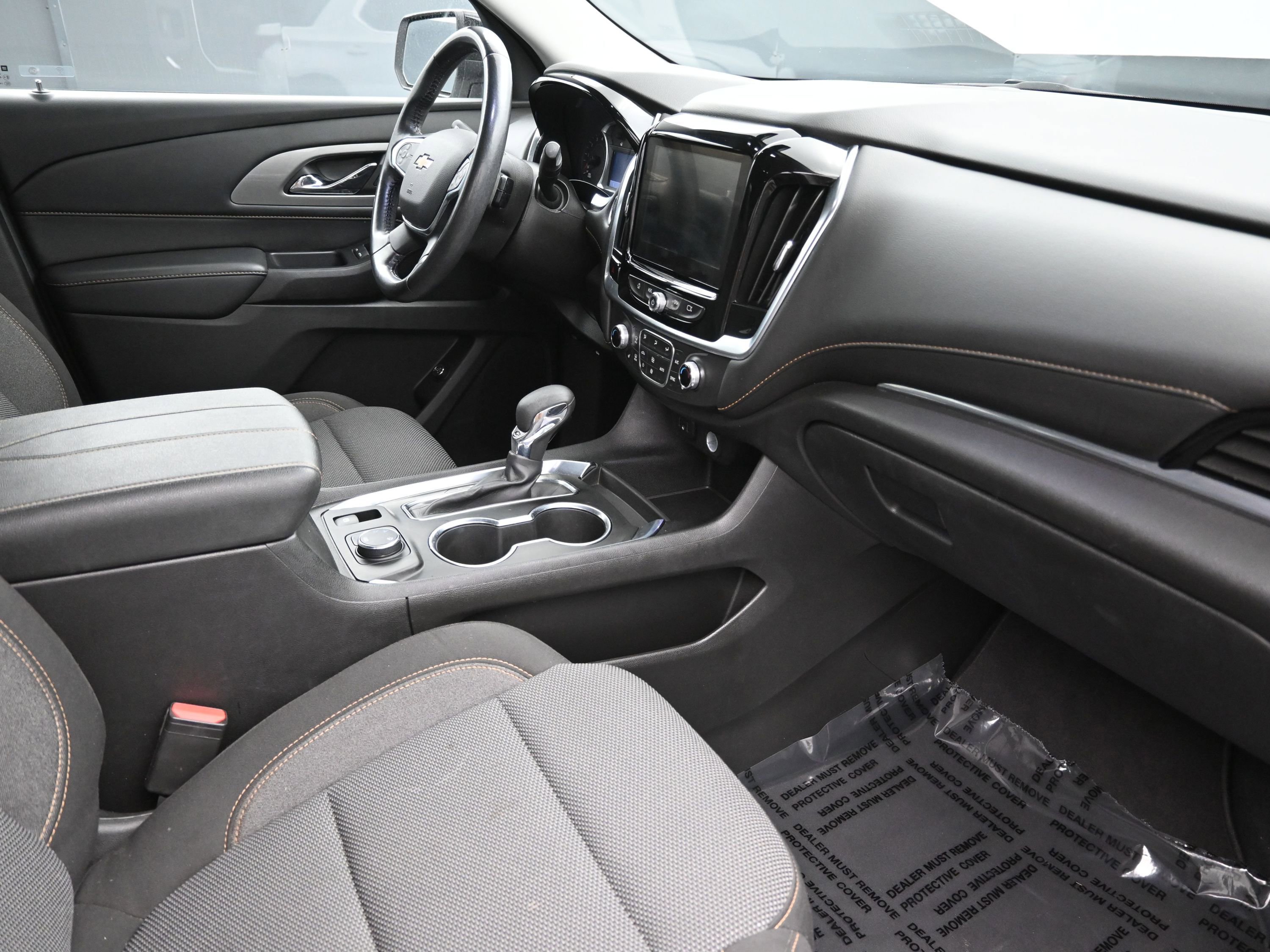 Used 2021 Chevrolet Traverse LT w/ LPO, Blackout Package image 28