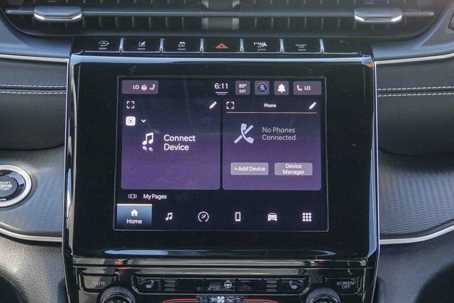 Used 2024 Jeep Grand Cherokee Altitude image 14