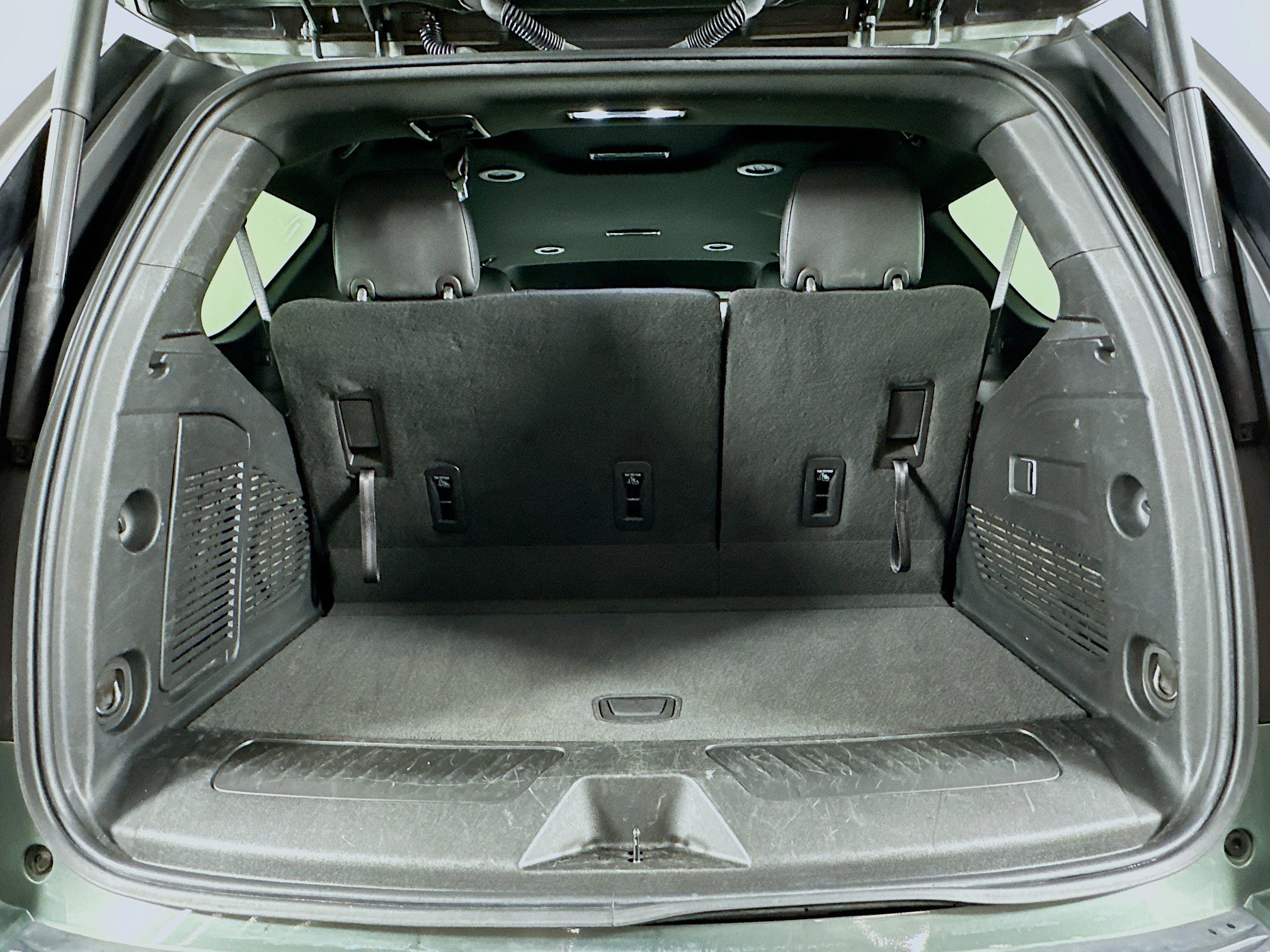 Used 2024 Chevrolet Tahoe LT image 30