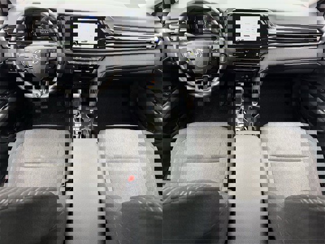 Used 2025 Toyota Camry LE image 11