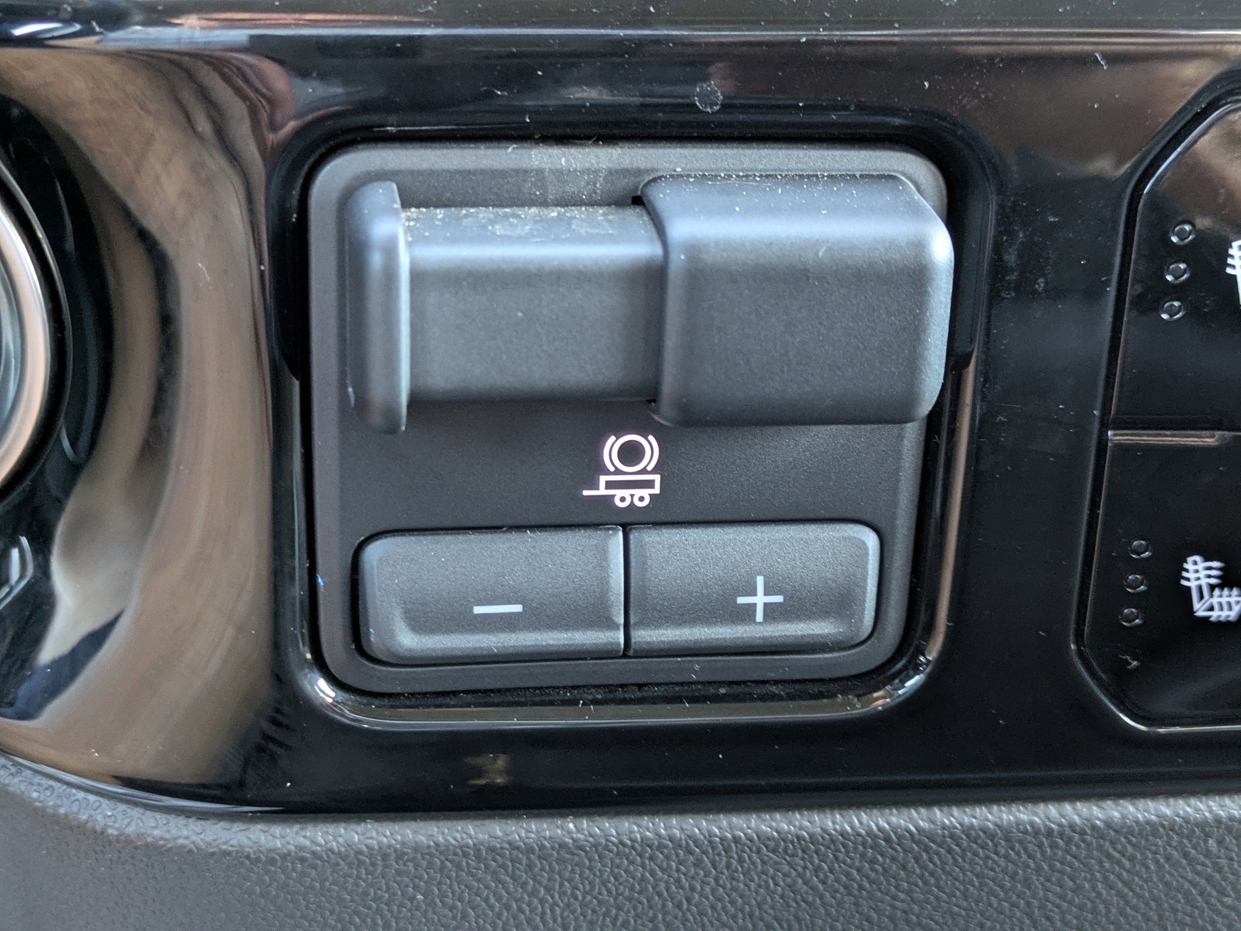 Certified 2024 Chevrolet Silverado 2500 LTZ image 30