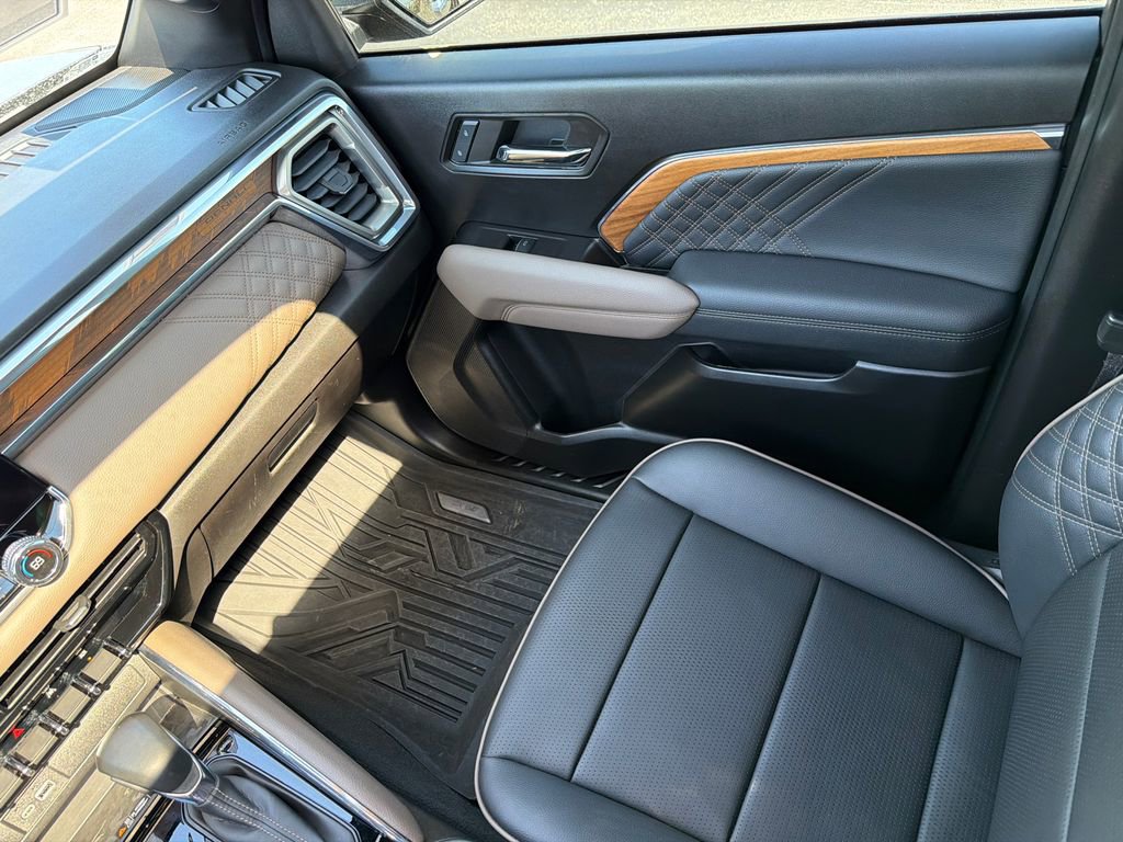 Used 2024 GMC Canyon Denali AWD/4WD image 23