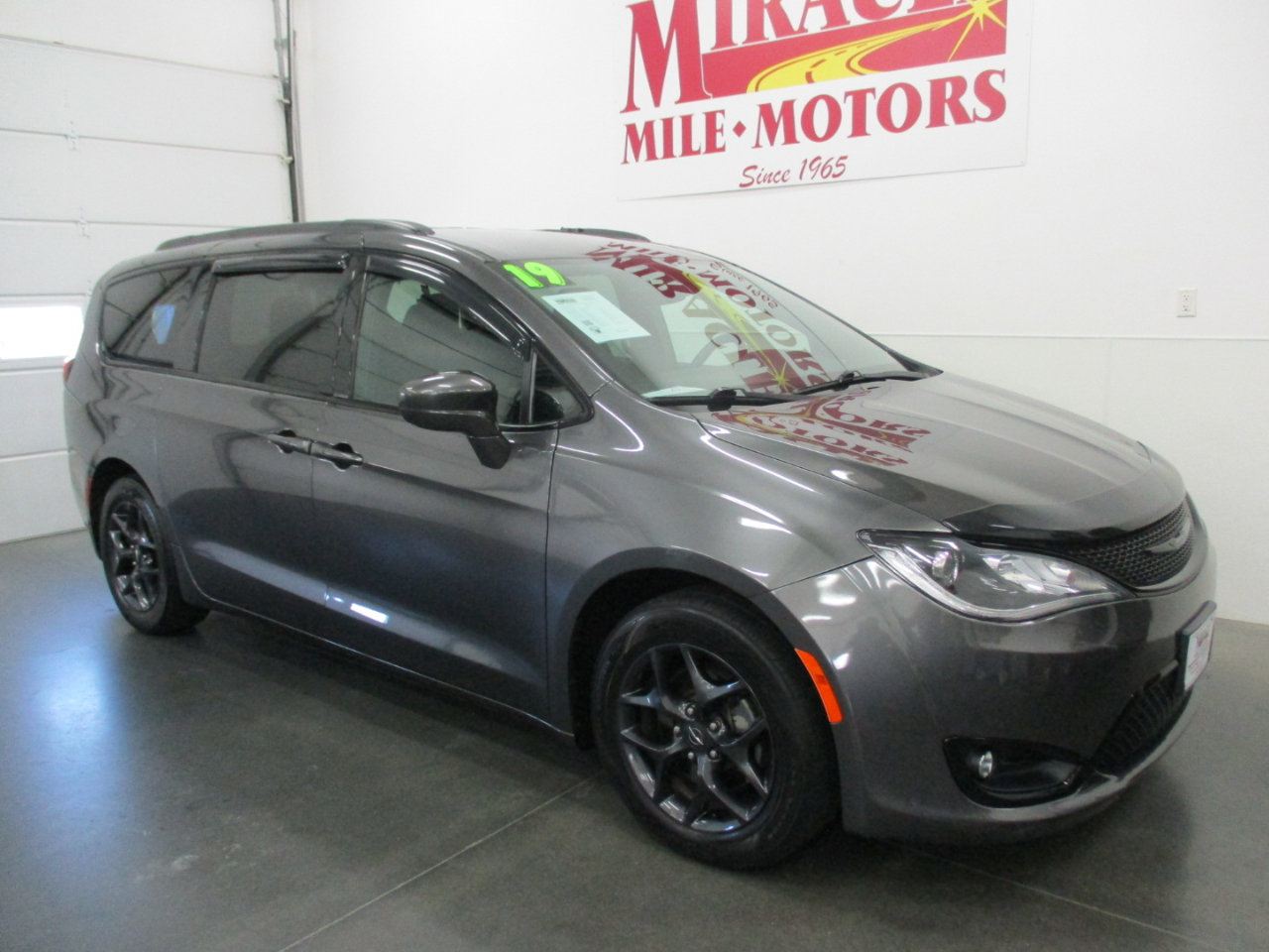 Used 2019 Chrysler Pacifica Touring-L Plus w/ S Appearance Package