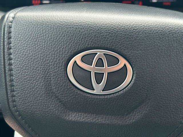 Certified 2025 Toyota Tacoma TRD Sport AWD/4WD image 38