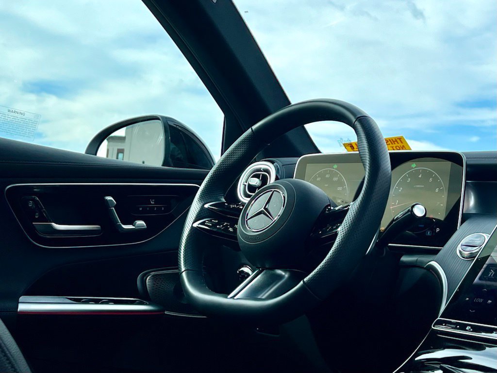 Certified 2026 Mercedes-Benz GLC 300 4MATIC image 8