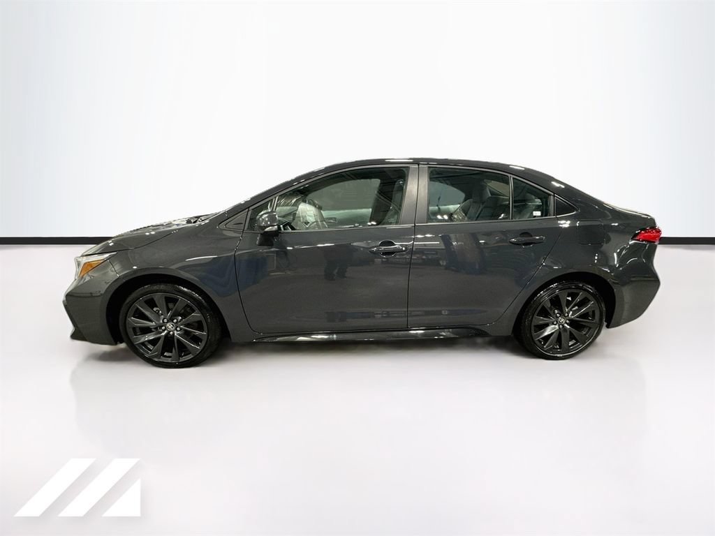 Used 2023 Toyota Corolla SE w/ SE Premium Package FWD image 8