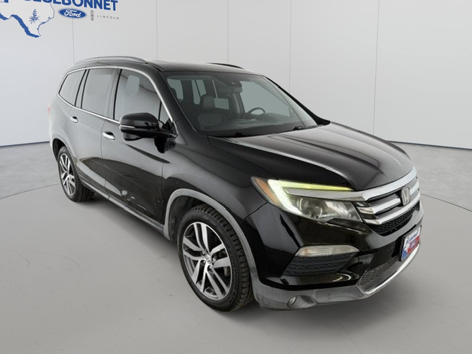 Used 2016 Honda Pilot Touring image 3