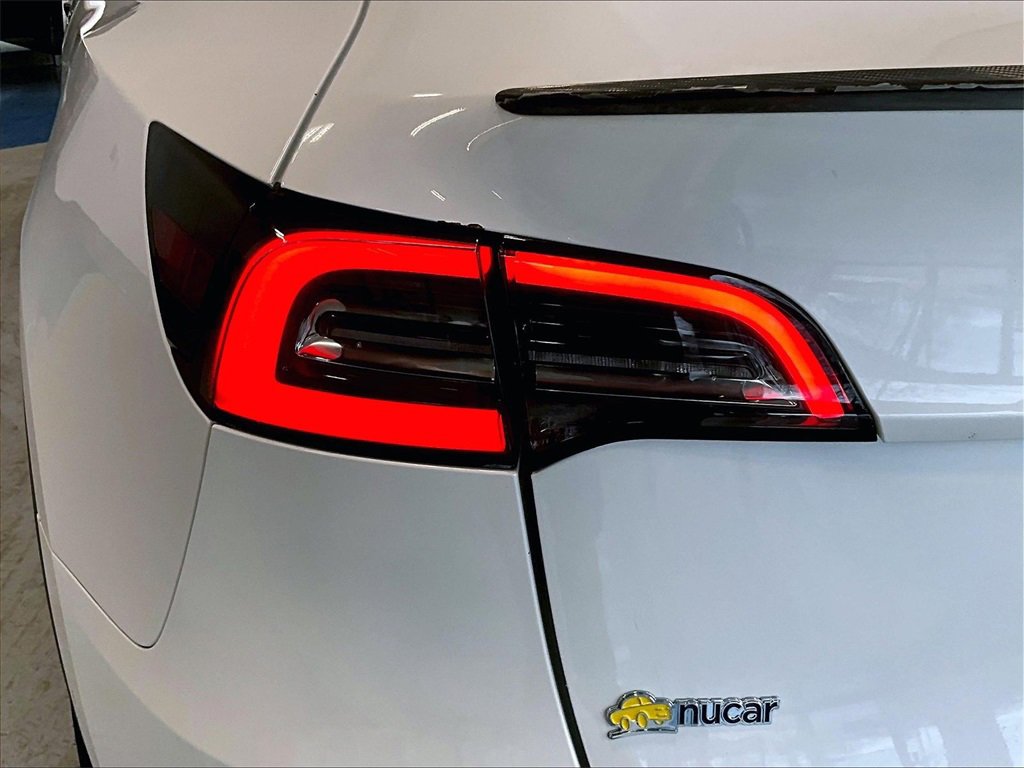 Used 2022 Tesla Model Y Performance image 30