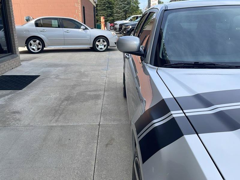 Used 2006 Dodge Magnum SRT8 RWD image 7