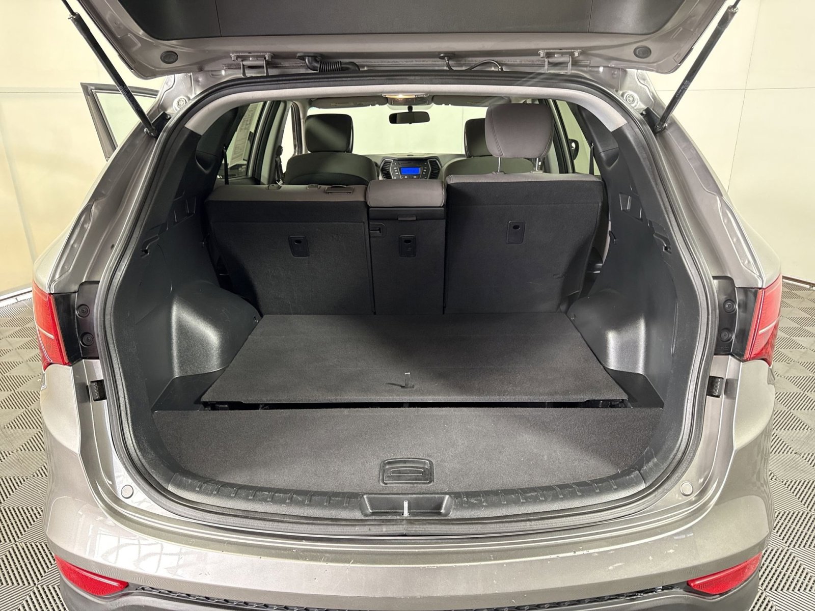 Used 2016 Hyundai Santa Fe Sport image 24