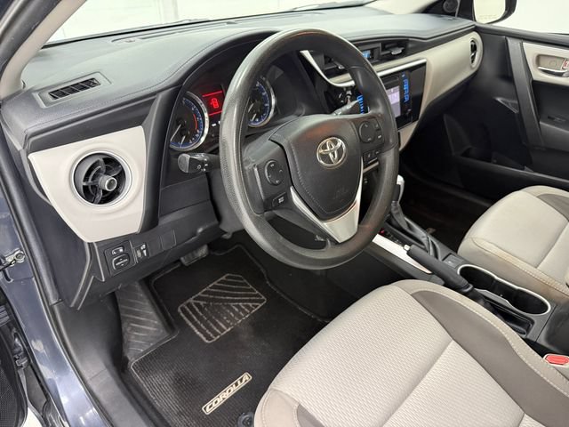 Used 2018 Toyota Corolla LE FWD image 8