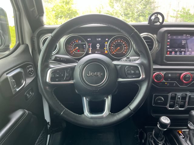 Used 2019 Jeep Wrangler Unlimited Sahara AWD/4WD image 14