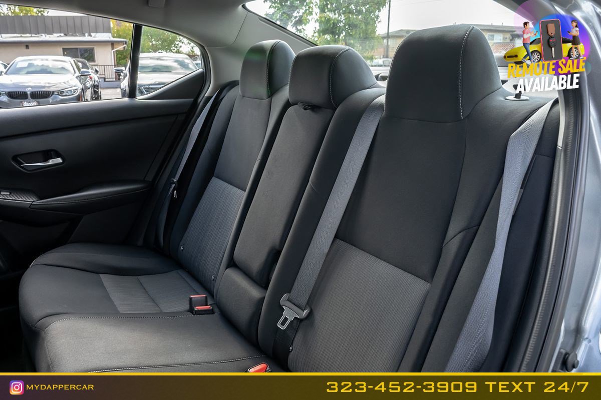 Used 2020 Nissan Sentra SV FWD image 14