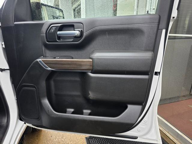 Used 2020 Chevrolet Silverado 1500 RST AWD/4WD image 32