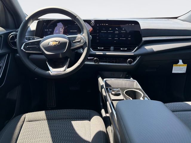 New 2026 Chevrolet Equinox LT w/ Safety and Technology Package FWD image 16