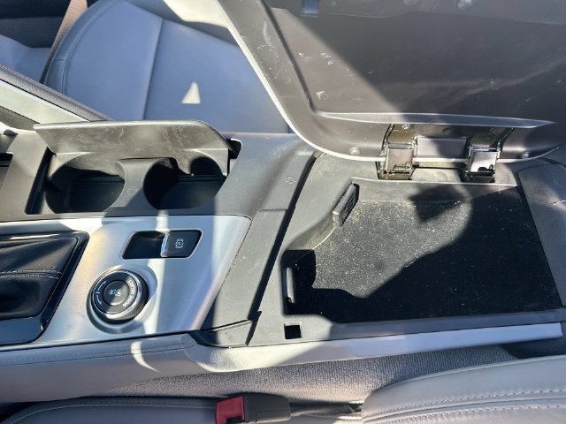 Used 2015 Chevrolet Corvette Stingray Convertible w/ 2LT Preferred Equipment Group RWD image 39